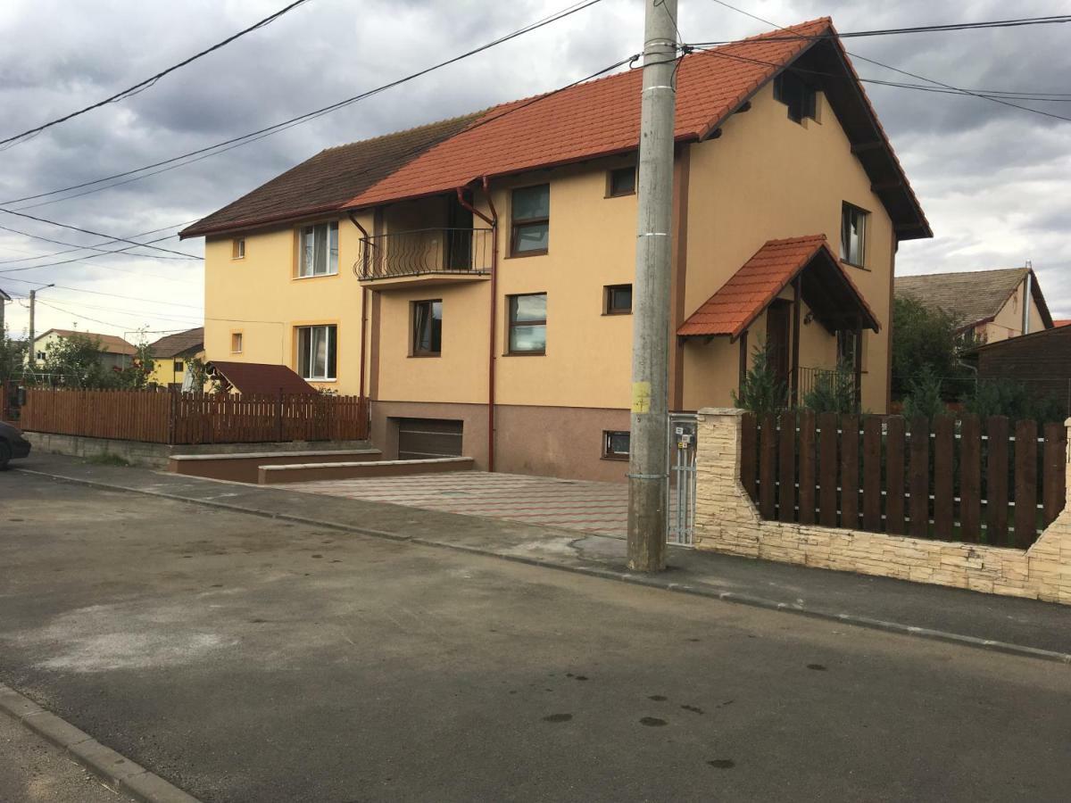 הוילה Casa In Zona Linistita, Campia Turzii מראה חיצוני תמונה